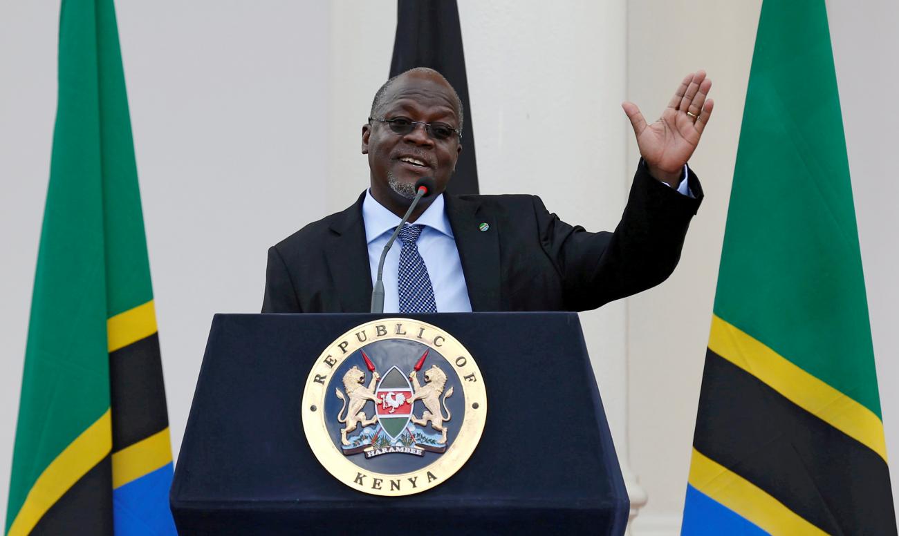 Tanzania's President John Magufuli addresses a news conference during his official visit to Nairobi, Kenya on October 31, 2016.