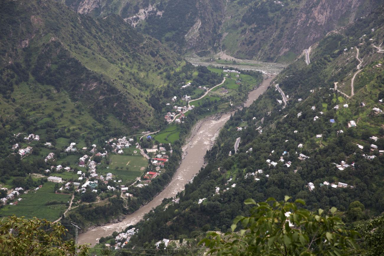 A general view shows the River Neelum from the village of Jabri, in Neelum Valley, in Pakistan-administrated Kashmir on August 9, 2019. REUTERS/Saiyna Bashir
