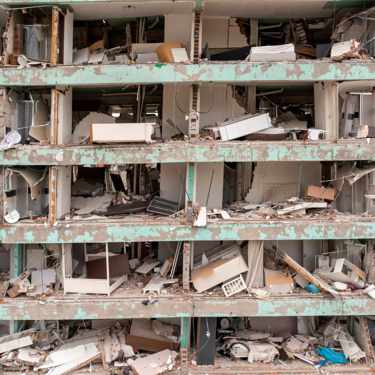 An aerial view shows a damaged building in Antakya's historical city center, the worst hit in an earthquake which killed more than 50,000 people in Turkey and leaving millions homeless, in Hatay province, Turkey May 5, 2023.