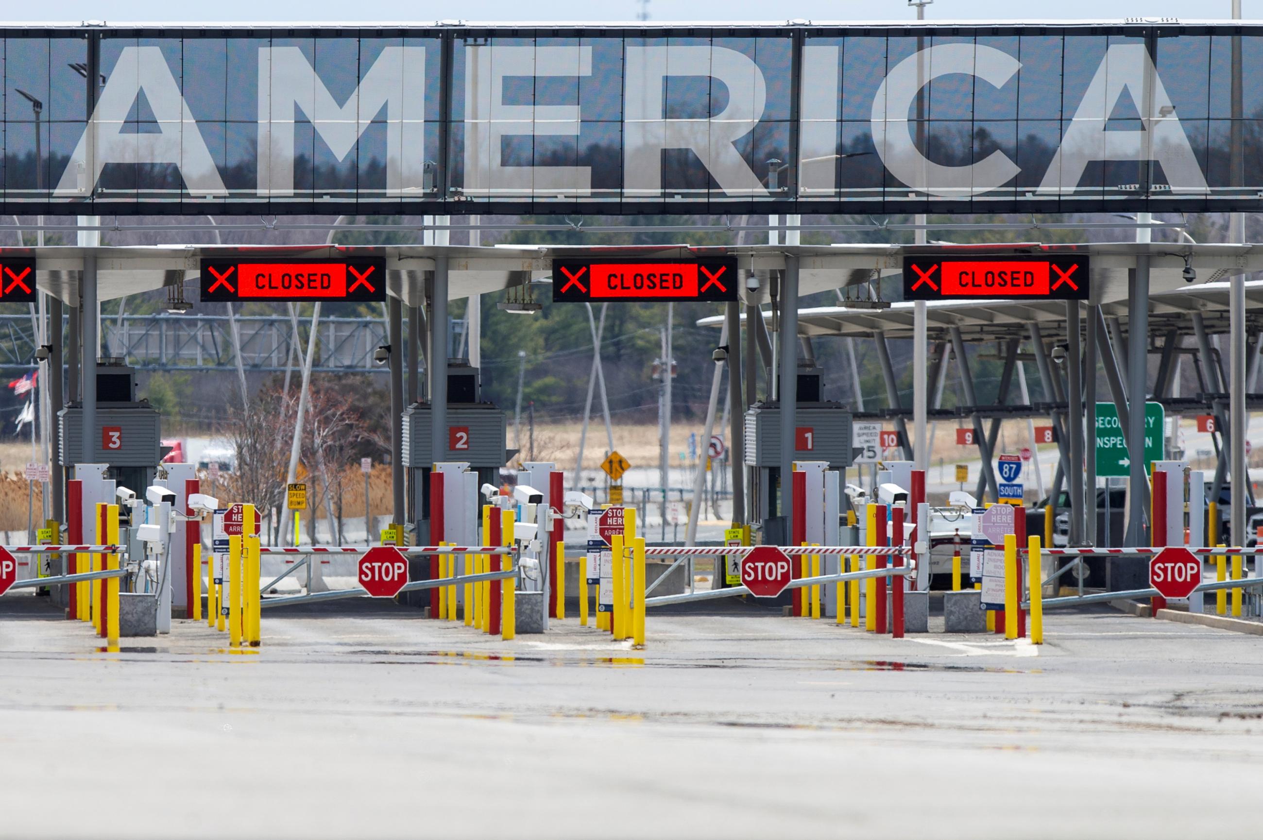 he U.S.-Canada border crossing is seen amid the coronavirus disease (COVID-19) outbreak in Lacolle, Quebec, Canada April 17, 2020.