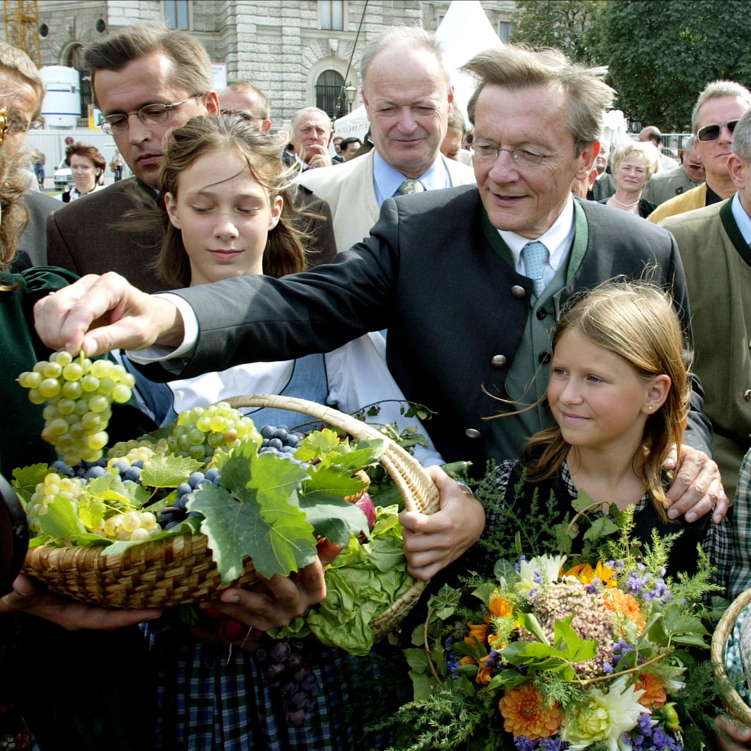 Austrians celebrate Erntedankfest (2003).