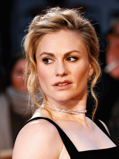 Celebrity photo of Anna Paquin at the premiere of The Irishman in London, 2019