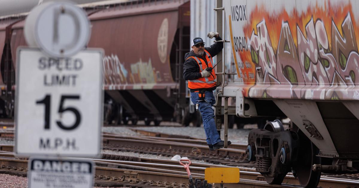 The Public Health Consequences When Railroads Don't Pay Sick Leave