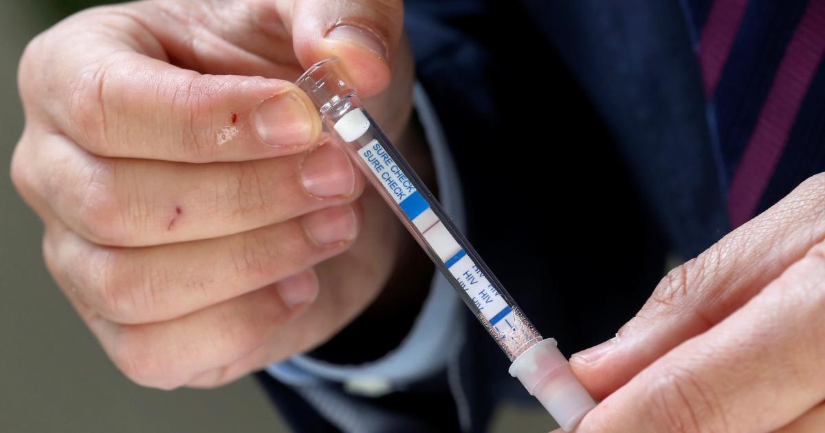 How Dating Apps Could Unlock At-Home HIV Testing